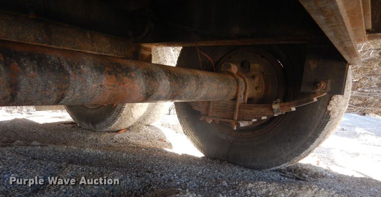 image for item GT9570 2004 Millennium M9D24P equipment trailer