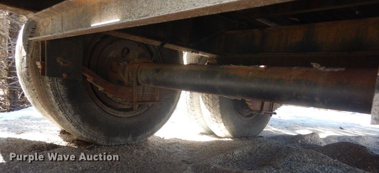 image for item GT9570 2004 Millennium M9D24P equipment trailer