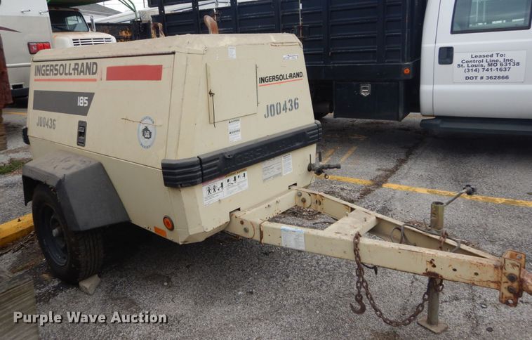 image for item GT9578 2001 Ingersoll Rand Platinum series  air compressor