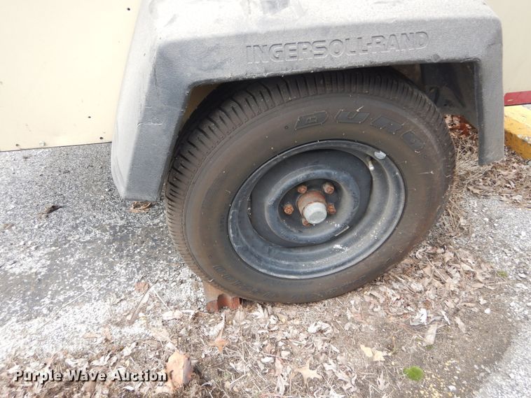 image for item GT9578 2001 Ingersoll Rand Platinum series  air compressor