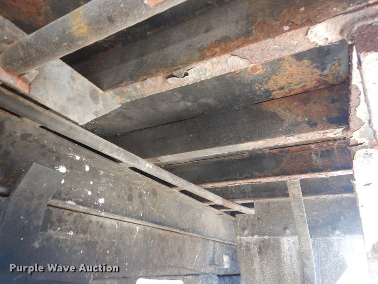 image for item GT9594 2003 Ford F650 Super Duty XL  dump truck