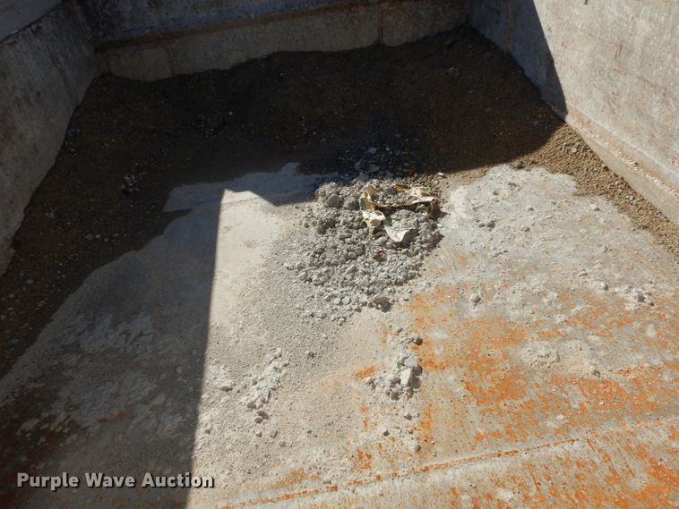 image for item GT9594 2003 Ford F650 Super Duty XL  dump truck