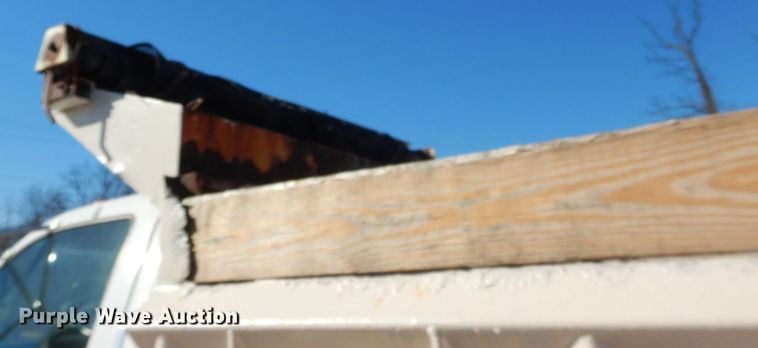 image for item GT9594 2003 Ford F650 Super Duty XL  dump truck