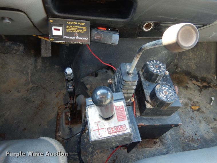 image for item GT9594 2003 Ford F650 Super Duty XL  dump truck