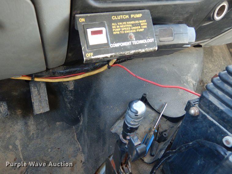 image for item GT9594 2003 Ford F650 Super Duty XL  dump truck