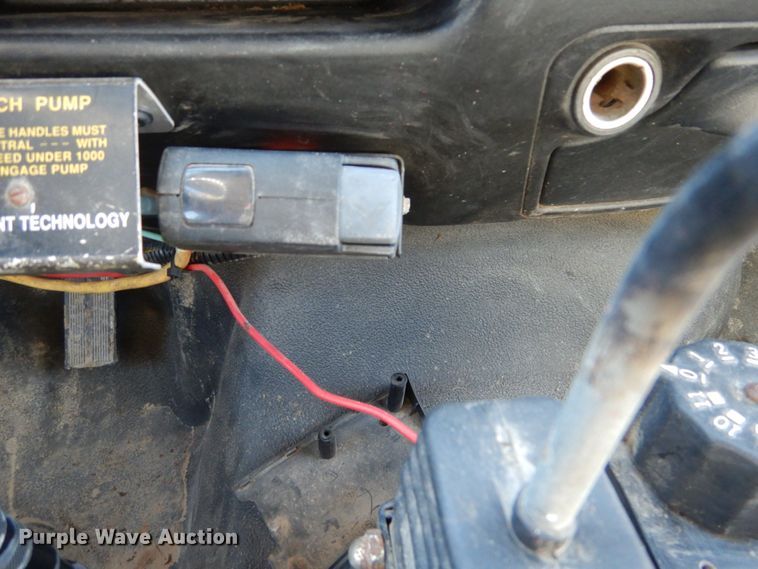 image for item GT9594 2003 Ford F650 Super Duty XL  dump truck