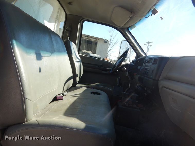 image for item GT9594 2003 Ford F650 Super Duty XL  dump truck