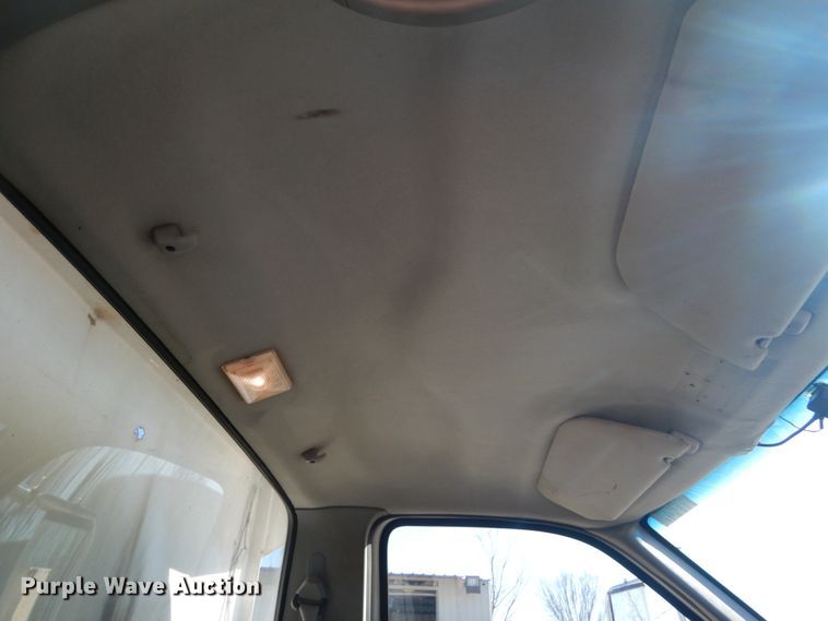 image for item GT9594 2003 Ford F650 Super Duty XL  dump truck