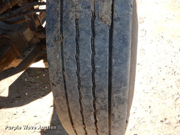 image for item GT9594 2003 Ford F650 Super Duty XL  dump truck