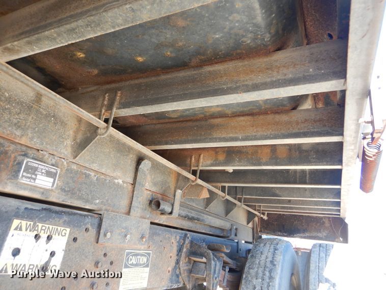 image for item GT9595 1992 International 4900  dump truck