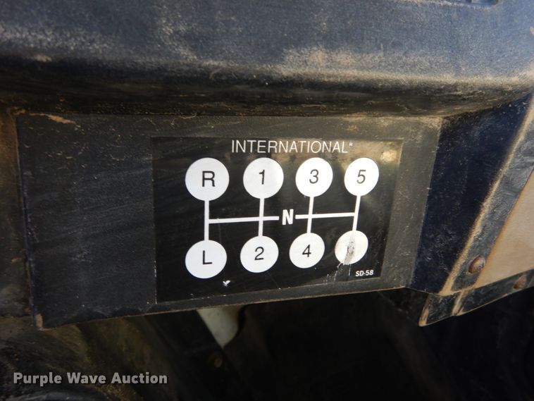 image for item GT9595 1992 International 4900  dump truck
