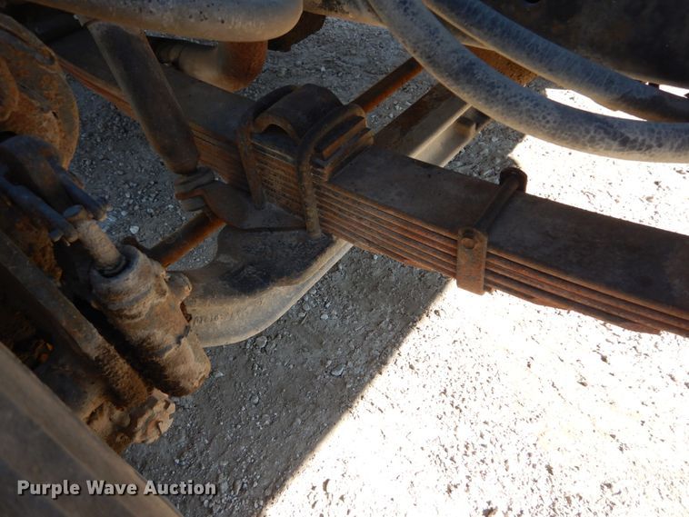 image for item GT9595 1992 International 4900  dump truck