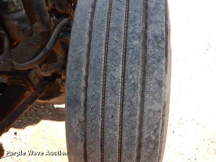 image for item GT9595 1992 International 4900  dump truck