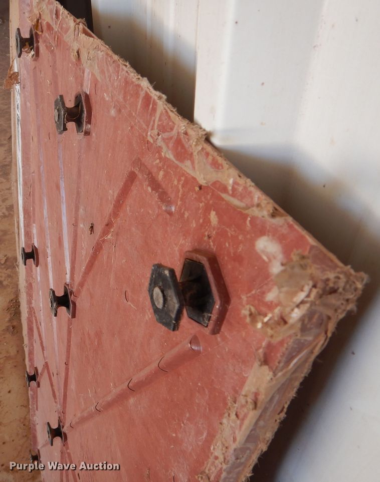 image for item HC9148 Access Tile truncated domes