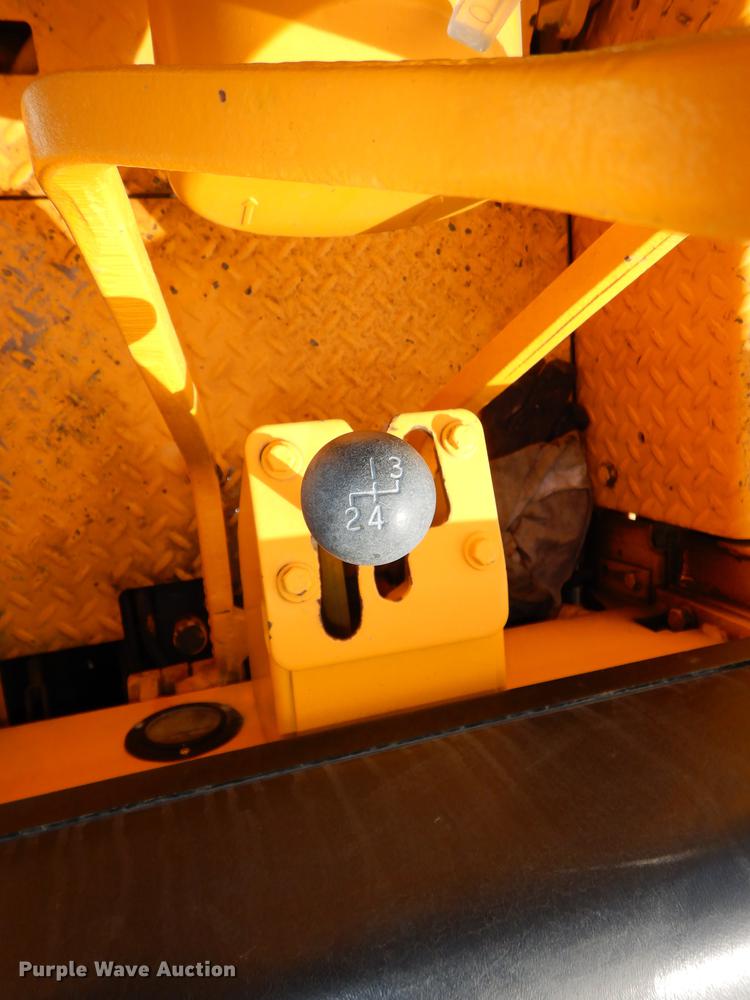 image for item HD9691 John Deere 350CE  dozer