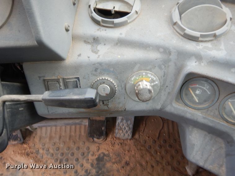 image for item HG9901 1999 Volvo L120C  wheel loader