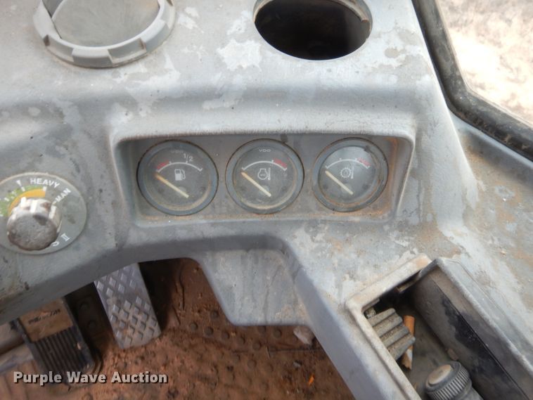 image for item HG9901 1999 Volvo L120C  wheel loader