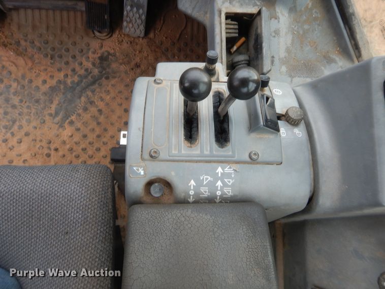 image for item HG9901 1999 Volvo L120C  wheel loader