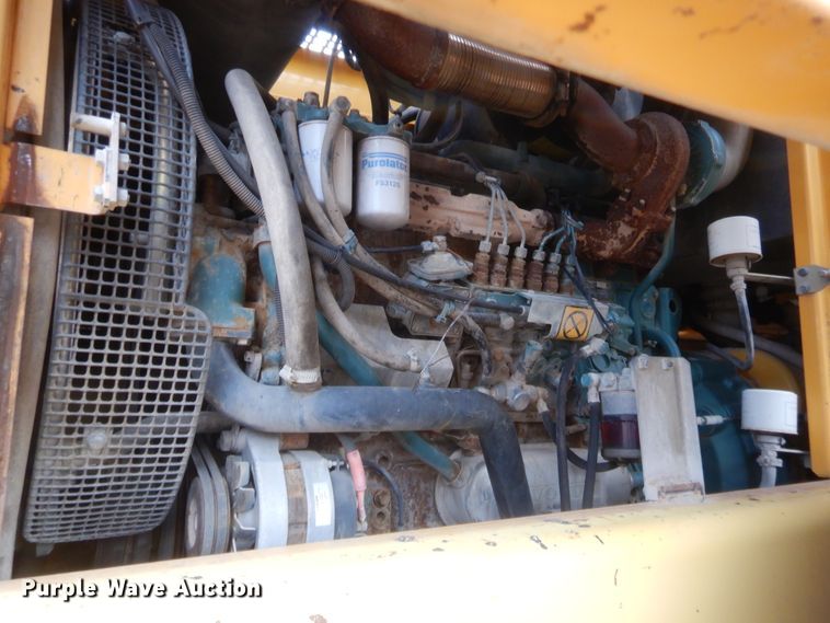 image for item HG9901 1999 Volvo L120C  wheel loader