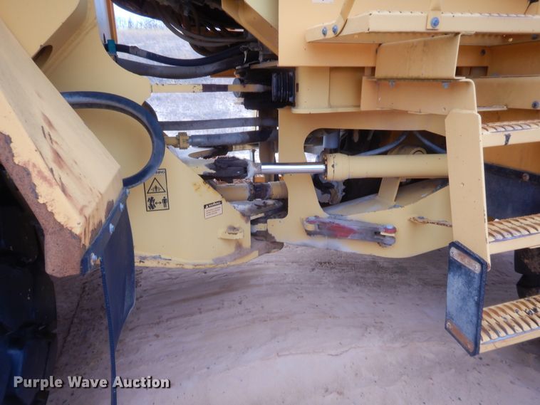 image for item HG9901 1999 Volvo L120C  wheel loader