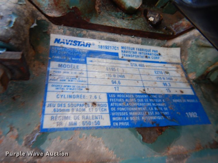 image for item HI9019 1993 International 4900  dump truck