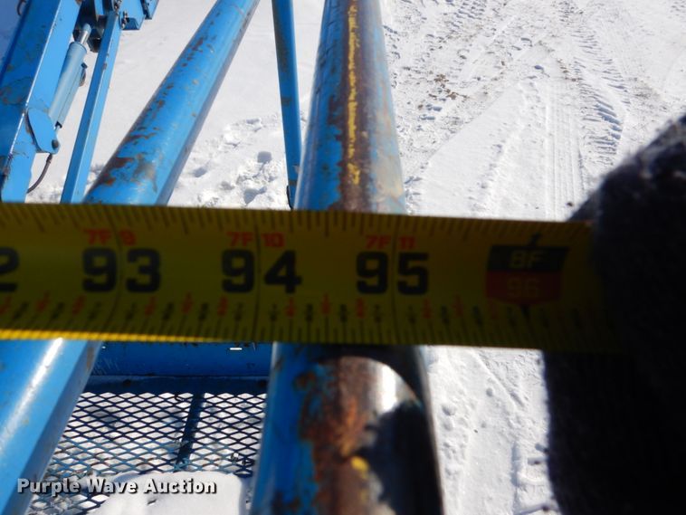 image for item HS9930 2002 Genie S-65  boom lift