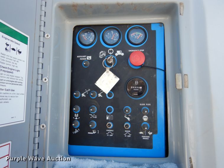 image for item HS9930 2002 Genie S-65  boom lift