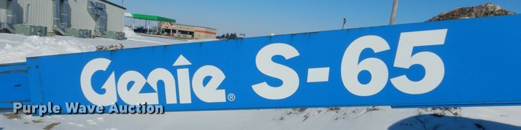 image for item HS9930 2002 Genie S-65  boom lift