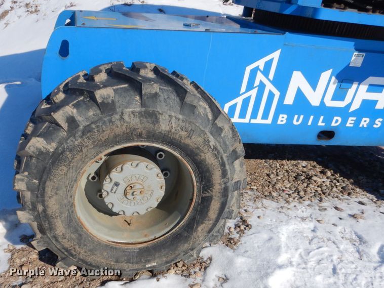 image for item HS9930 2002 Genie S-65  boom lift