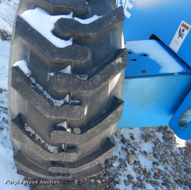 image for item HS9930 2002 Genie S-65  boom lift