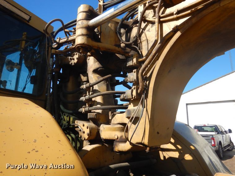 image for item HS9933 1987 Caterpillar 627E  conventional scraper