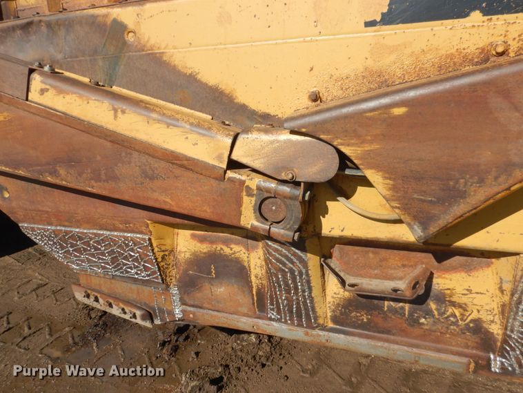 image for item HS9933 1987 Caterpillar 627E  conventional scraper