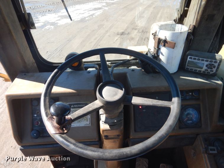 image for item HS9933 1987 Caterpillar 627E  conventional scraper