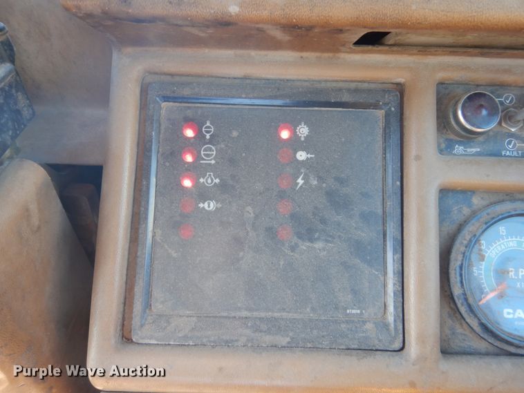 image for item HS9933 1987 Caterpillar 627E  conventional scraper