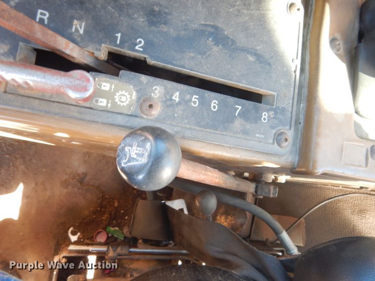 image for item HS9933 1987 Caterpillar 627E  conventional scraper