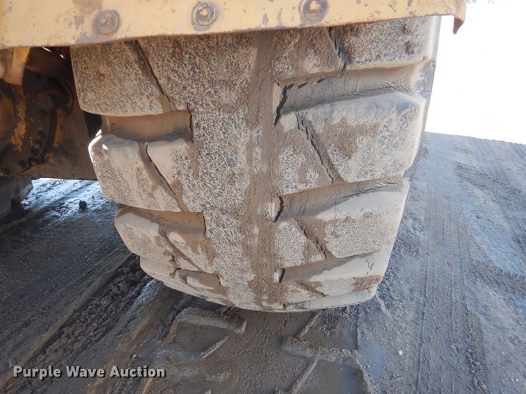 image for item HS9933 1987 Caterpillar 627E  conventional scraper