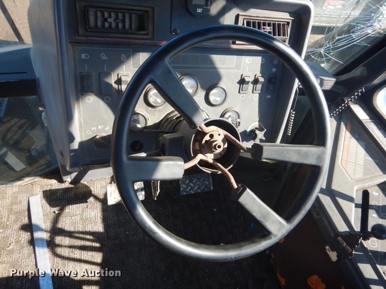 image for item HS9934 1996 Caterpillar Challenger CH65D  track tractor