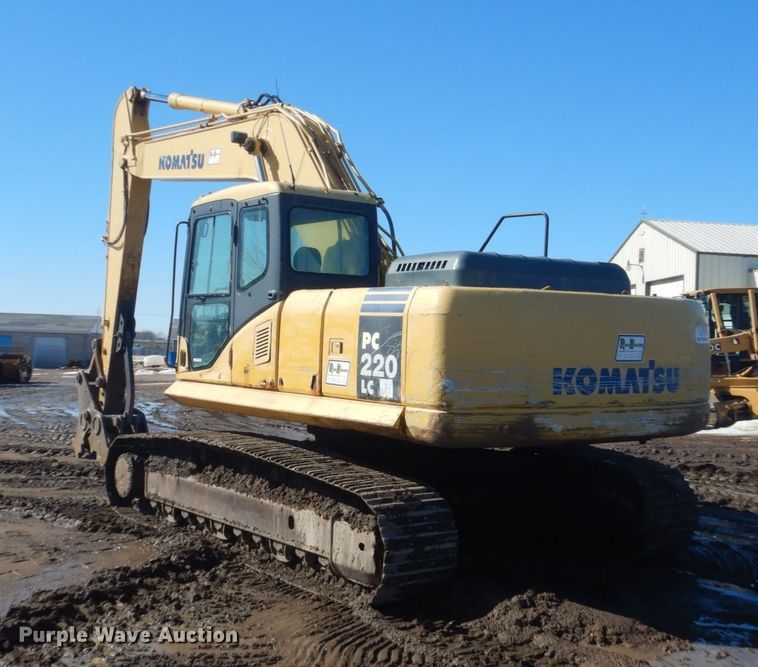 image for item HS9935 2004 Komatsu PC200LC-7  excavator