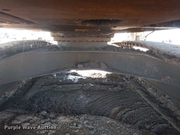 image for item HS9935 2004 Komatsu PC200LC-7  excavator