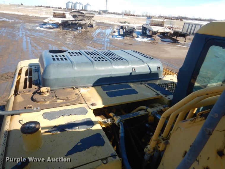 image for item HS9935 2004 Komatsu PC200LC-7  excavator