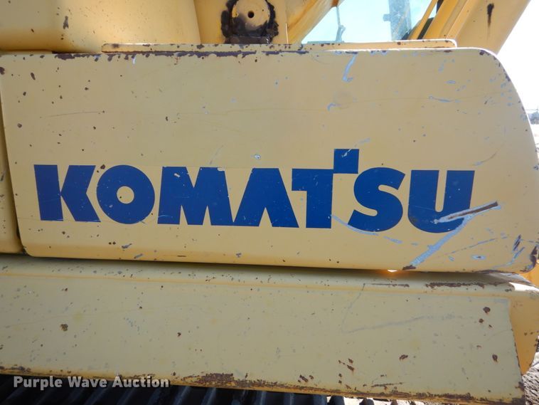 image for item HS9935 2004 Komatsu PC200LC-7  excavator