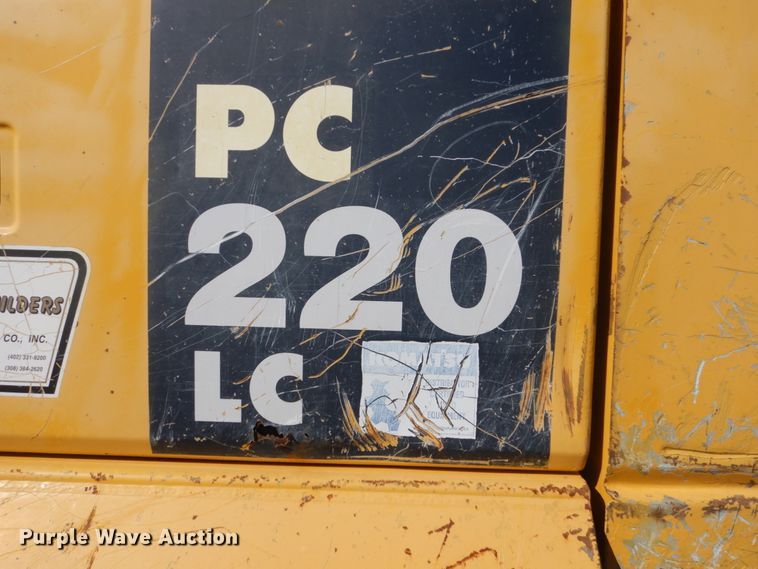 image for item HS9935 2004 Komatsu PC200LC-7  excavator
