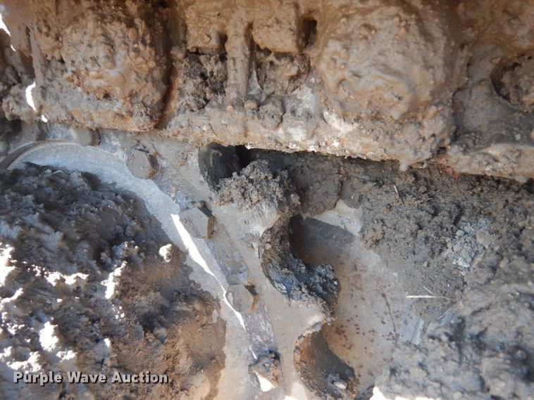 image for item HS9935 2004 Komatsu PC200LC-7  excavator