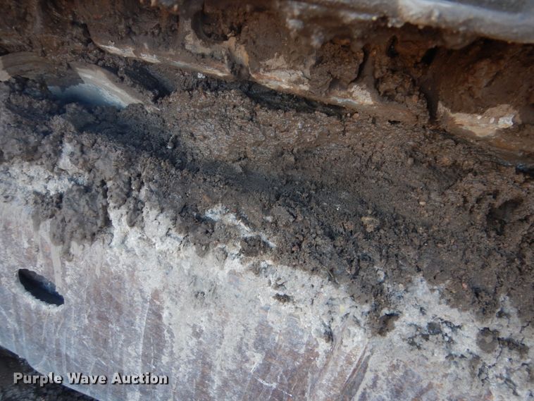 image for item HS9935 2004 Komatsu PC200LC-7  excavator