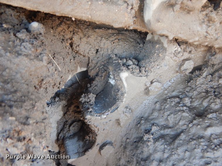 image for item HS9935 2004 Komatsu PC200LC-7  excavator