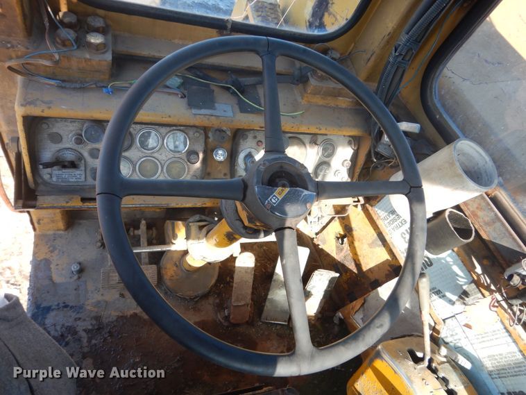 image for item HS9936 1978 Caterpillar 627B  conventional scraper