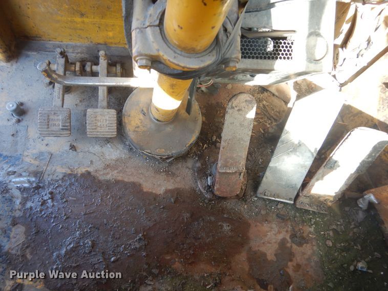 image for item HS9936 1978 Caterpillar 627B  conventional scraper