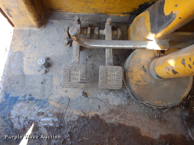 image for item HS9936 1978 Caterpillar 627B  conventional scraper