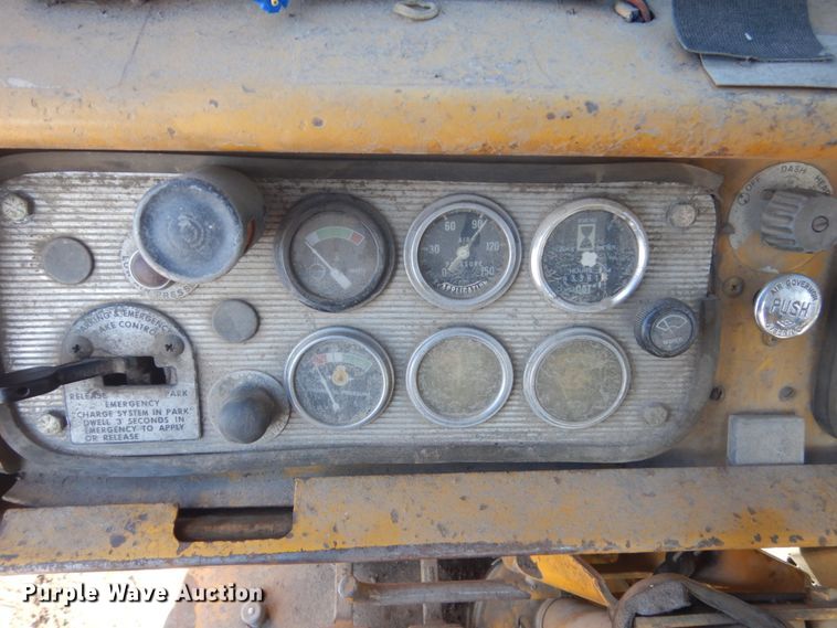 image for item HS9936 1978 Caterpillar 627B  conventional scraper