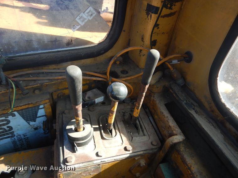 image for item HS9936 1978 Caterpillar 627B  conventional scraper